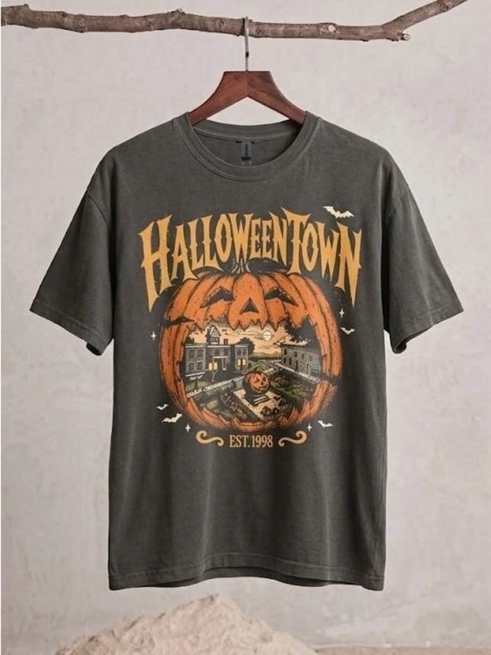 Retro Halloweentown Pumpkin Haunted House Graphic T-shirt Spooky Fall